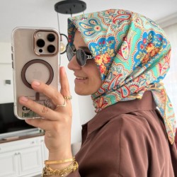 Etnik desen pamuklu eşarp