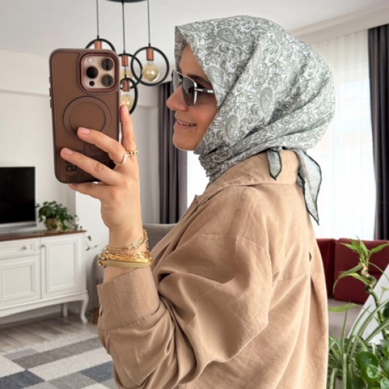 Arya Giyçık vizon