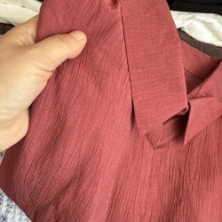 Büzgülü crop gömlek tuğla